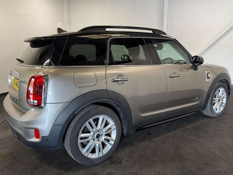 Mini Countryman 1.5 Countryman Cooper S E ALL4 Exclusive Auto 4WD 5dr 4