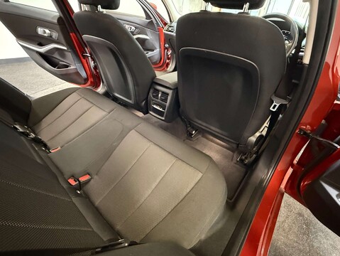 BMW 3 Series 2.0 330e SE Professional Auto 4dr 44
