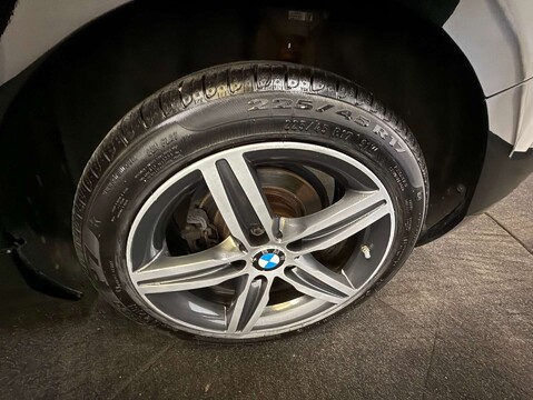 BMW 1 Series 1.5 118I Sport Auto 5dr 43