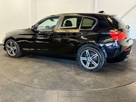 BMW 1 Series 1.5 118I Sport Auto 5dr 3