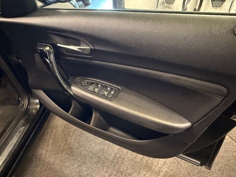 BMW 1 Series 1.5 118I Sport Auto 5dr 13