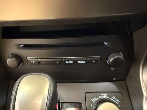 Lexus NX 2.5 NX 300h Luxury CVT 4WD 5dr 27