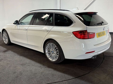 BMW 3 Series 2.0 328i Luxury Auto 5dr 4