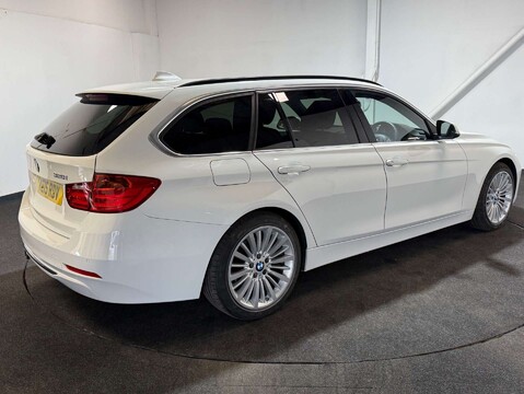 BMW 3 Series 2.0 328i Luxury Auto 5dr 6