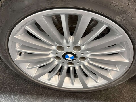BMW 3 Series 2.0 328i Luxury Auto 5dr 61