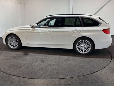 BMW 3 Series 2.0 328i Luxury Auto 5dr 3