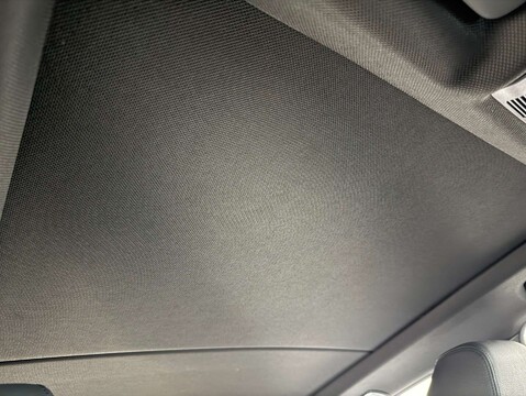 BMW 3 Series 2.0 328i Luxury Auto 5dr 33