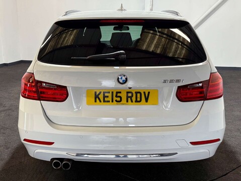 BMW 3 Series 2.0 328i Luxury Auto 5dr 7