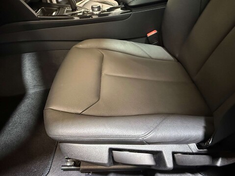 BMW 3 Series 2.0 328i Luxury Auto 5dr 58