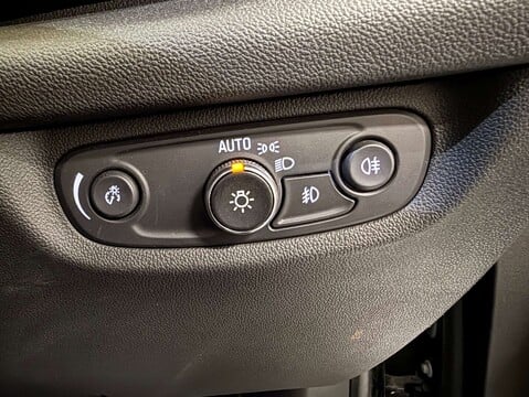 Vauxhall Insignia 1.6 Insignia Elite Nav ecoTec TD 5dr 17