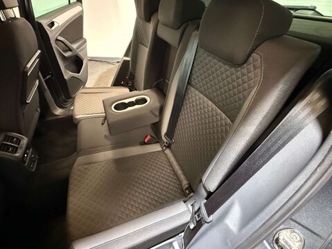 Volkswagen Tiguan 1.5 Tiguan Match TSi Evo Semi-Auto 5dr 32