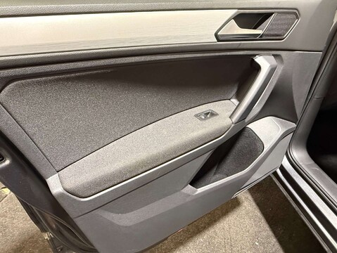 Volkswagen Tiguan 1.5 Tiguan Match TSi Evo Semi-Auto 5dr 46