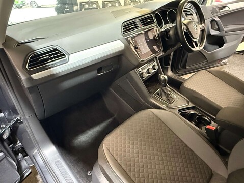 Volkswagen Tiguan 1.5 Tiguan Match TSi Evo Semi-Auto 5dr 35