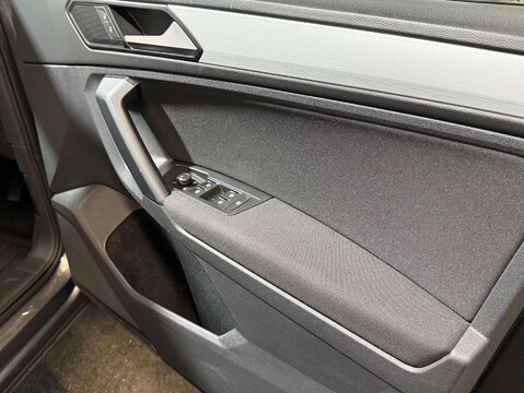 Volkswagen Tiguan 1.5 Tiguan Match TSi Evo Semi-Auto 5dr 58