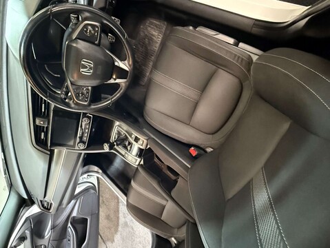 Honda Civic 1.0 Civic SR VTec 5dr 15