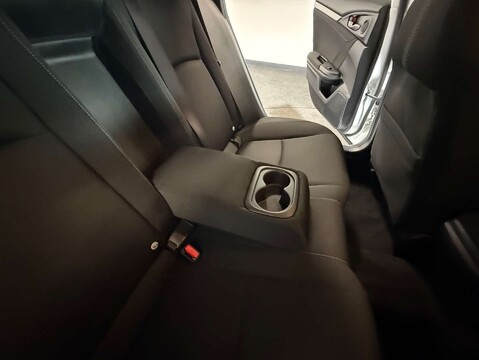 Honda Civic 1.0 Civic SR VTec 5dr 30
