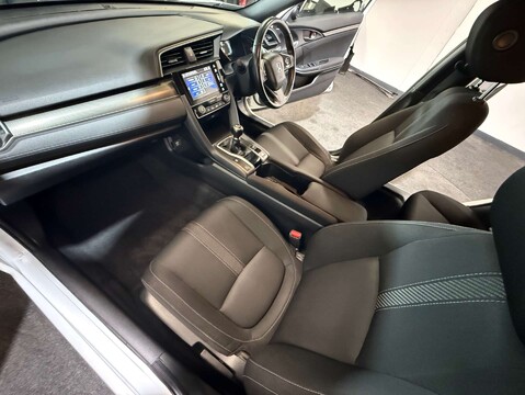 Honda Civic 1.0 Civic SR VTec 5dr 39