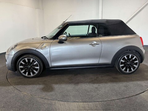 Mini Convertible 2.0 Cooper S 2dr 2