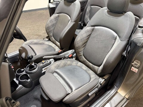 Mini Convertible 2.0 Cooper S 2dr 44