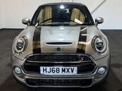 Mini Convertible 2.0 Cooper S 2dr 8