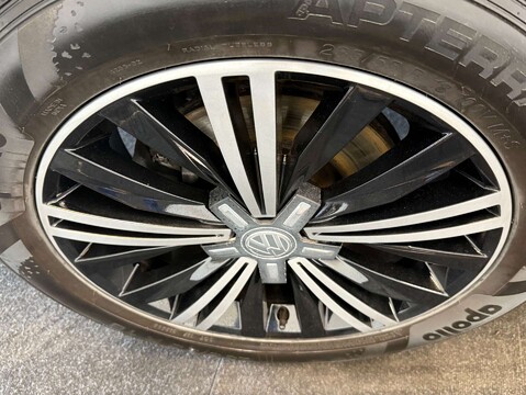 Volkswagen Tiguan 1.4 Tiguan SE Nav TSi BlueMotion Technology 5dr 58