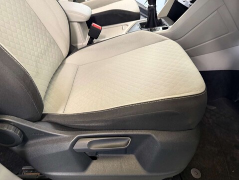 Volkswagen Tiguan 1.4 Tiguan SE Nav TSi BlueMotion Technology 5dr 17