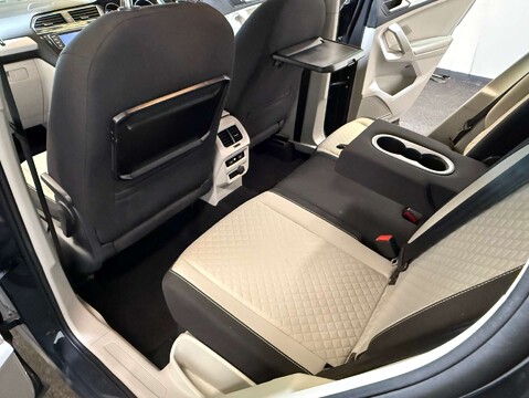 Volkswagen Tiguan 1.4 Tiguan SE Nav TSi BlueMotion Technology 5dr 50