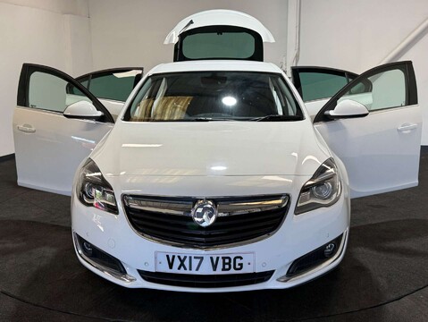 Vauxhall Insignia 2.0 Insignia SRI Nav CDTI Auto 5dr 10