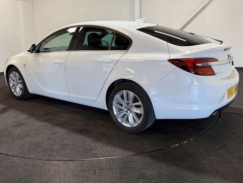 Vauxhall Insignia 2.0 Insignia SRI Nav CDTI Auto 5dr 3