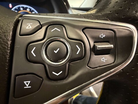 Vauxhall Insignia 2.0 Insignia SRI Nav CDTI Auto 5dr 18