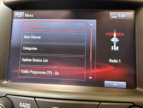 Vauxhall Insignia 2.0 Insignia SRI Nav CDTI Auto 5dr 24