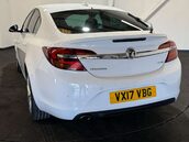 Vauxhall Insignia 2.0 Insignia SRI Nav CDTI Auto 5dr 4