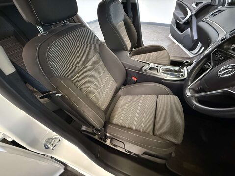Vauxhall Insignia 2.0 Insignia SRI Nav CDTI Auto 5dr 20