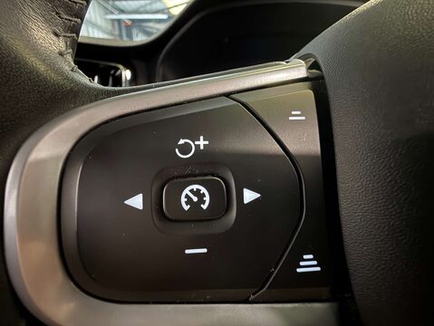 Volvo V60 2.0 V60 Momentum+ D4 Auto 5dr 19