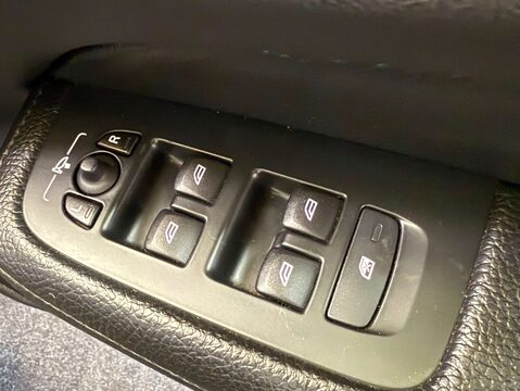Volvo V60 2.0 V60 Momentum+ D4 Auto 5dr 15