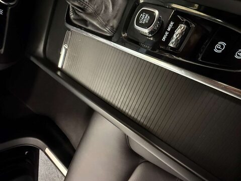 Volvo V60 2.0 V60 Momentum+ D4 Auto 5dr 28
