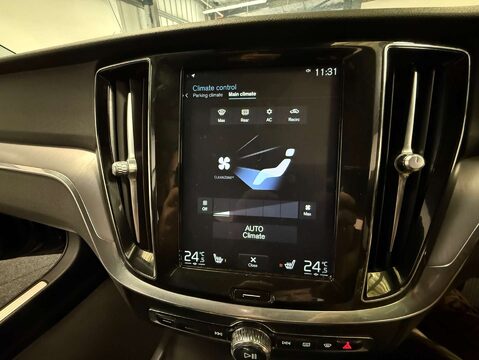 Volvo V60 2.0 V60 Momentum+ D4 Auto 5dr 33