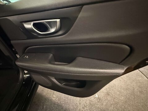 Volvo V60 2.0 V60 Momentum+ D4 Auto 5dr 40