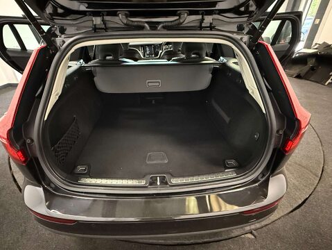 Volvo V60 2.0 V60 Momentum+ D4 Auto 5dr 50