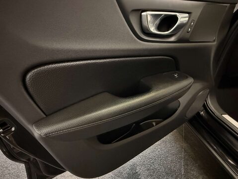 Volvo V60 2.0 V60 Momentum+ D4 Auto 5dr 59