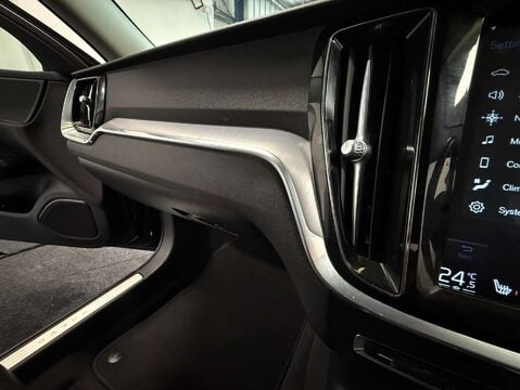 Volvo V60 2.0 V60 Momentum+ D4 Auto 5dr 42