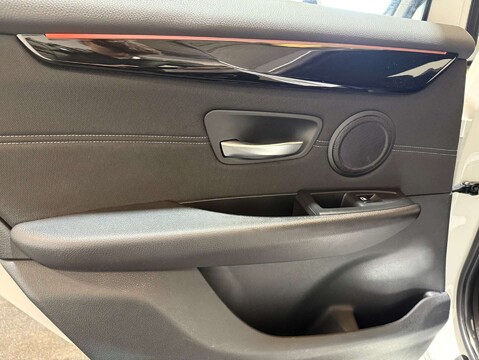 BMW 2 Series 2.0 218D Sport Auto 5dr 37