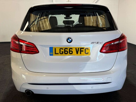 BMW 2 Series 2.0 218D Sport Auto 5dr 9