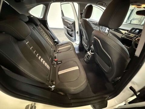 BMW 2 Series 2.0 218D Sport Auto 5dr 32