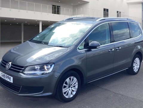 Volkswagen Sharan 2.0 Sharan SE TDI DSG Auto 5dr 2