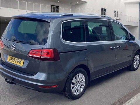 Volkswagen Sharan 2.0 Sharan SE TDI DSG Auto 5dr 4