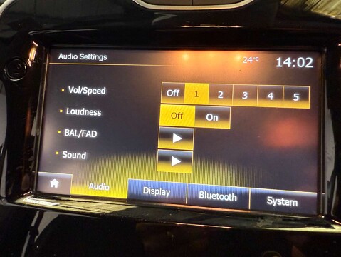 Renault Clio 1.5 Clio Dynamique S Nav dCi Auto 5dr 28