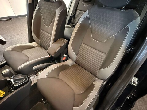 Renault Clio 1.5 Clio Dynamique S Nav dCi Auto 5dr 48