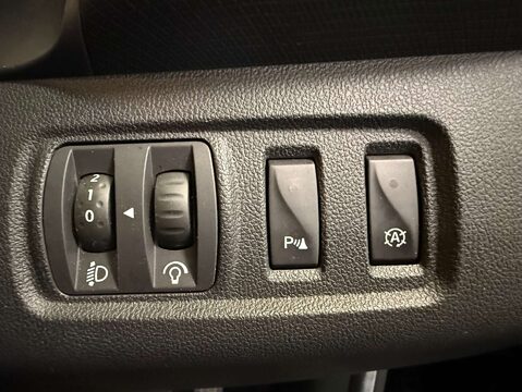 Renault Clio 1.5 Clio Dynamique S Nav dCi Auto 5dr 19