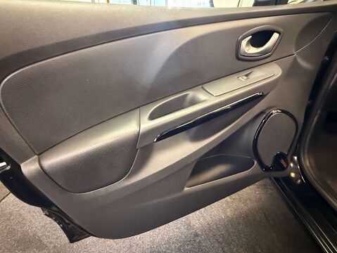 Renault Clio 1.5 Clio Dynamique S Nav dCi Auto 5dr 49